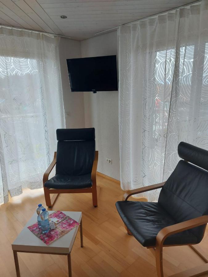 Hotel Pamakin Wynau ภายนอก รูปภาพ